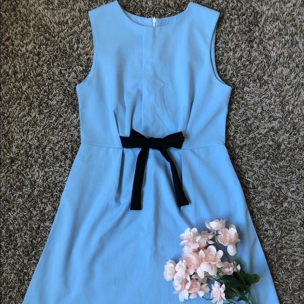 COPY - Elegant designed dress. Size S with zipper from the back. Black ribbon
